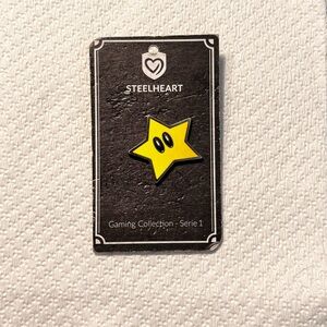 NWT Steelheart Gaming Collection Pin, yellow star